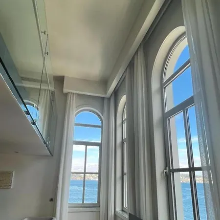 أجيا فندق 5*