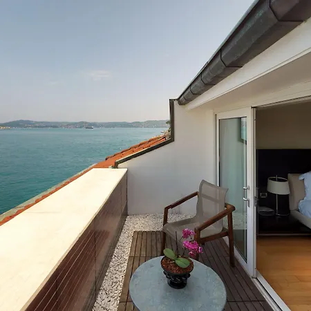 A'jia Hotel 5*